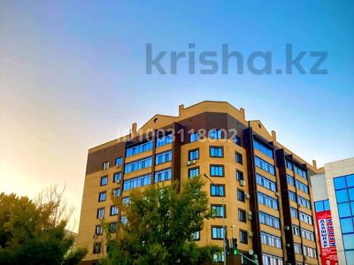 3-бөлмелі пәтер · 146 м² · 8/9 қабат, Скоробогатова 65/1 — Абая, бағасы: 75 млн ₸ в Уральске