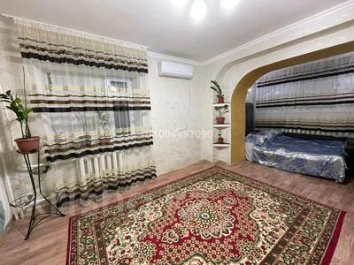 1-комнатная квартира · 50 м² · 3/5 этаж, 7мкр за 10 000 〒 в Байконуре