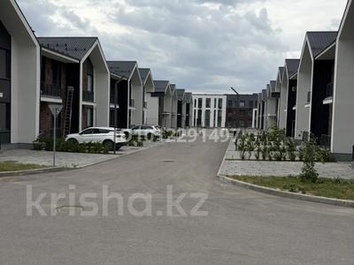2-бөлмелі пәтер · 68 м² · 2/3 қабат, Алатауская трасса 33ж 5, бағасы: 34.5 млн ₸ в Туздыбастау (Калинино)