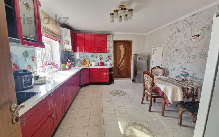 Жеке үй · 4 бөлме · 159.3 м² · 8 сот., Макинский 5, бағасы: 58 млн ₸ в Астане, р-н Байконур — фото 2