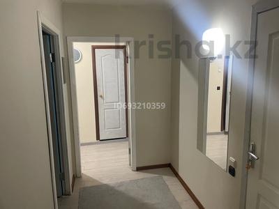 2-бөлмелі пәтер, 56 м², 1/9 қабат, мкр 12 62, бағасы: ~ 17 млн 〒 в Актобе, мкр 12