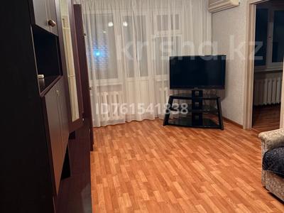 Пәтерлер в Карагандинской обл.: 3-бөлмелі пәтер · 57 м² · 2/5 қабат, мкр Новый Город, Бухар Жырау 54а — ТД Абзал, бағасы: 220 000 〒 3-бөлмелі пәтер · 57 м² · 2/5 қабат, мкр Новый Город, Бухар Жырау 54а — ТД Абзал, бағасы: 220 000 〒 в Караганде, Казыбек би р-н
