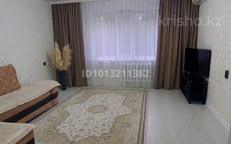 2-комнатная квартира · 58 м² · 2/5 этаж, мкр Астана 5 за 200 000 ₸ в Уральске — фото 13