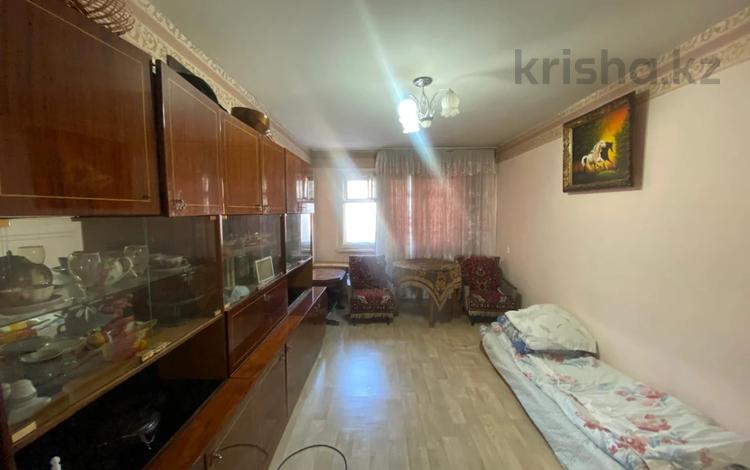 2-комнатная квартира · 47 м² · 1/5 этаж, Майкудук, 18й микрорайон за 9.5 млн ₸ в Караганде, Алихана Бокейханова р-н — фото 2