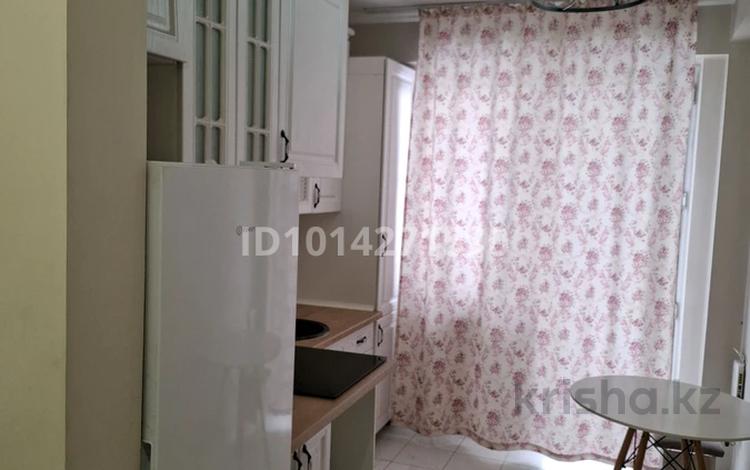 1-комнатная квартира · 42 м² · 6/10 этаж, мкр Шугыла, Жунисова 4/1-18 за 200 000 ₸ в Алматы, Наурызбайский р-н — фото 2