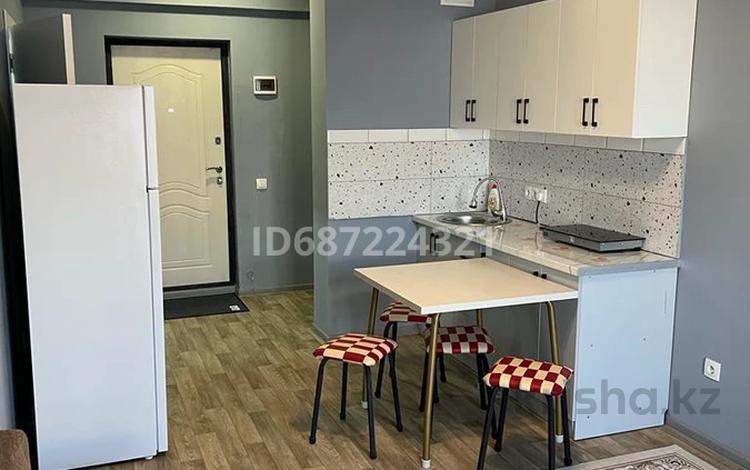 1-бөлмелі пәтер, 30 м², 6/10 қабат ай сайын, Жунисова 12/6, бағасы: 160 000 〒 в Алматы, Наурызбайский р-н — фото 2