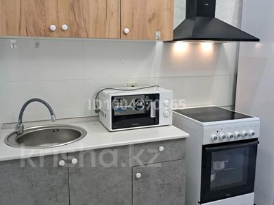 Аренда квартир в Астане: 1-комнатная квартира · 38 м² · 2/12 этаж, Кабанбай батыра 59 за 230 000 〒 1-комнатная квартира · 38 м² · 2/12 этаж, Кабанбай батыра 59 за 230 000 〒 в Астане, Нура р-н