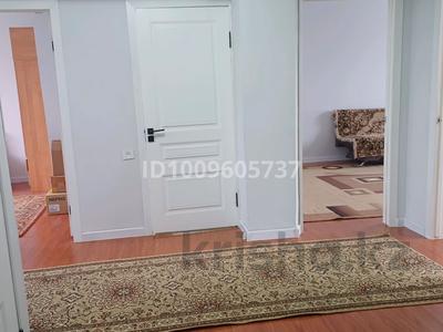 3-бөлмелі пәтер · 80 м² · 6/9 қабат, мкр Аксай-3Б 2, бағасы: 300 000 ₸ в Алматы, Ауэзовский р-н