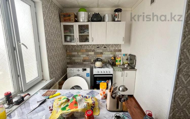 3-бөлмелі пәтер · 52 м² · 2/2 қабат, улан, бағасы: 13.5 млн ₸ в Талдыкоргане, военный городок Улан — фото 2