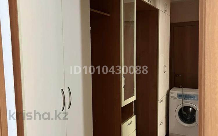 2-комнатная квартира · 46 м² · 2/5 этаж, 6 мкр 12 за 7.5 млн ₸ в Степногорске — фото 2