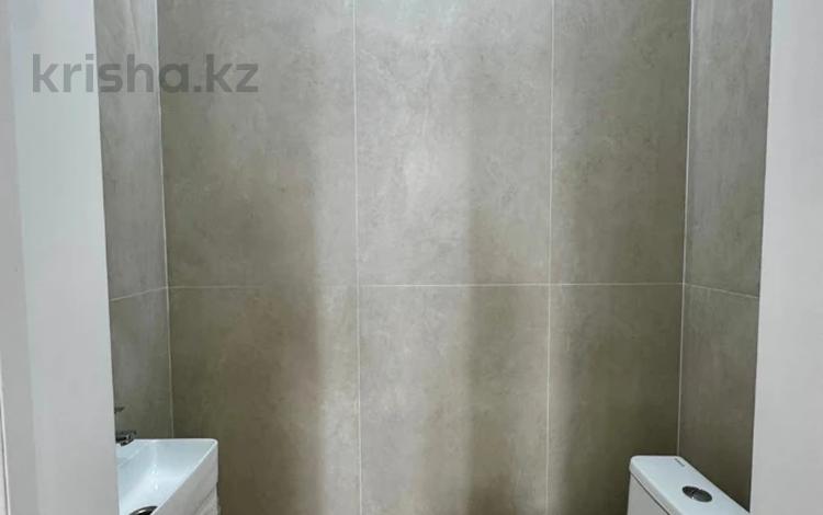 3-бөлмелі пәтер · 73 м² · 2/6 қабат, СТ Монтажник, Аэропортная, бағасы: 44 млн ₸ в  — фото 2