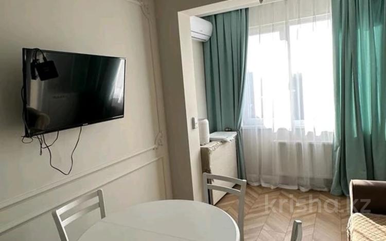 2-бөлмелі пәтер · 59 м² · 7/15 қабат, Толе би 273/9, бағасы: 380 000 ₸ в Алматы, Алмалинский р-н — фото 3