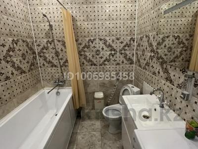 3-комнатная квартира · 85 м² · 4/12 этаж, 33-й мкр, 33 мкрн 21 за 200 000 〒 в Актау