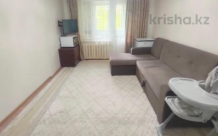 2-комнатная квартира · 45 м² · 5/5 этаж, мкр Салтанат 20 за 10.5 млн ₸ в Таразе — фото 2