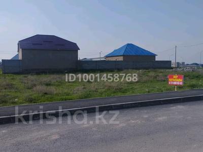 Продажа участков в Шымкенте: Участок · 8 соток, мкр Нуршуак, Сакиналы 105 за 22 млн 〒 Участок · 8 соток, мкр Нуршуак, Сакиналы 105 за 22 млн 〒 в Шымкенте, Абайский р-н