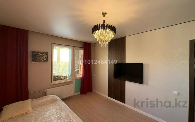 2-комнатная квартира · 63.2 м² · 8/9 этаж, Е 652 20/1 за 33 млн ₸ в Астане, Есильский р-н — фото 2