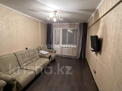1-комнатная квартира, 34 м², 4/5 этаж помесячно, Утепова за 100 000 〒 в Усть-Каменогорске