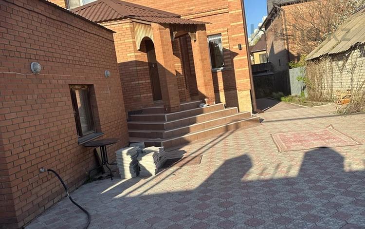 Отдельный дом · 6 комнат · 340 м² · 8 сот., Исаева 138 за ~ 128.4 млн ₸ в Уральске — фото 2