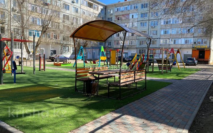 2-бөлмелі пәтер · 54 м² · 1/5 қабат, Микрорайон молодёжный 11, бағасы: 7.2 млн ₸ в Кандыагаш — фото 2