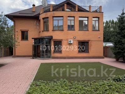 Жеке үй · 6 бөлме · 420 м² · 10 сот., мкр Комсомольский, Акжунис 7, бағасы: 330 млн ₸ в Астане, Есильский р-н