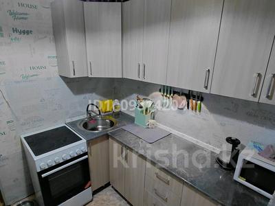 2-комнатная квартира · 40.69 м² · 1/2 этаж, Железнодорожная 7 — В доме магазина Мунсыз , блочный дом за 7 млн ₸ в Жезказгане