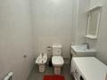 2-комнатная квартира · 76 м² · 2/10 этаж, Аманжолова 24 за 350 000 ₸ в Астане, Алматы р-н — фото 11