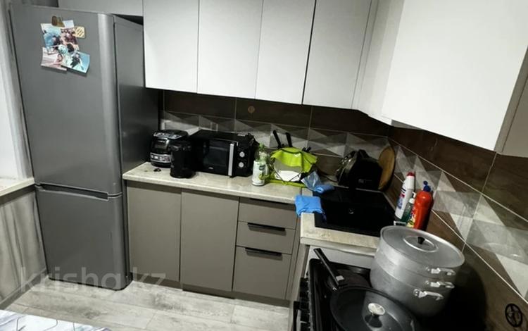 2-бөлмелі пәтер · 45 м² · 3/5 қабат, ул. Абая 25, бағасы: ~ 7 млн ₸ в Курчатове — фото 3
