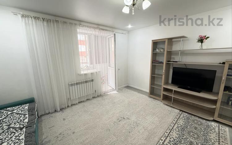 1-бөлмелі пәтер · 30 м² · 1/9 қабат, Кордай 97 — КИРПИЧНЫЙ ДОМ | ЗАЕЗЖАЙ и ЖИВИ | ЗАКРЫТЫЙ ДВОР | ГОРЯЧКА, бағасы: 15.9 млн ₸ в Астане, Алматы р-н — фото 2
