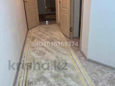 2-бөлмелі пәтер · 58 м² · 1/7 қабат, 6 18, бағасы: 200 000 ₸ в Жанаозен