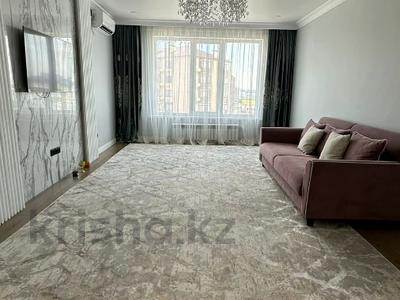 2-комнатная квартира · 74 м² · 8/9 этаж, мкр Нурсая, Абулхайр-хана 63 за 48.5 млн 〒 в Атырау