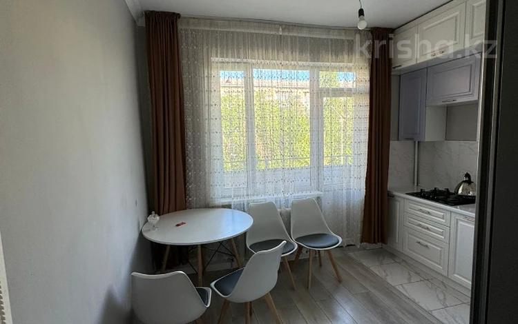 1-комнатная квартира, 42 м², 3/5 этаж, Болашак за 17.5 млн 〒 в Талдыкоргане, мкр Болашак — фото 5