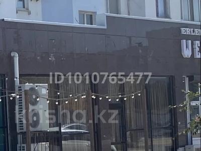 Магазины и бутики, общепит · 250 м² за 95 млн 〒 в Актау, 11-й мкр