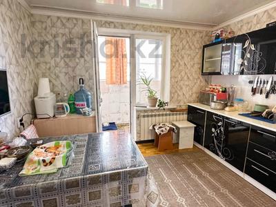 4-комнатная квартира · 90 м² · 5/5 этаж, военный городок жулдыз 27 за 30 млн 〒 в Талдыкоргане