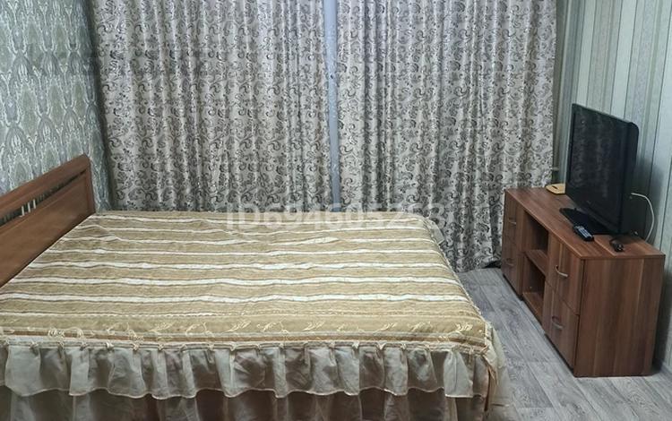 2-комнатная квартира · 56 м² · 5/5 этаж, 12-й мкр 15 — Ресторан Кристалл за 8 000 〒 в Актау — фото 16