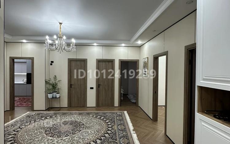 5-бөлмелі пәтер · 158 м² · 8/15 қабат, 19-й мкр 5, бағасы: 80 млн ₸ в Актау — фото 2