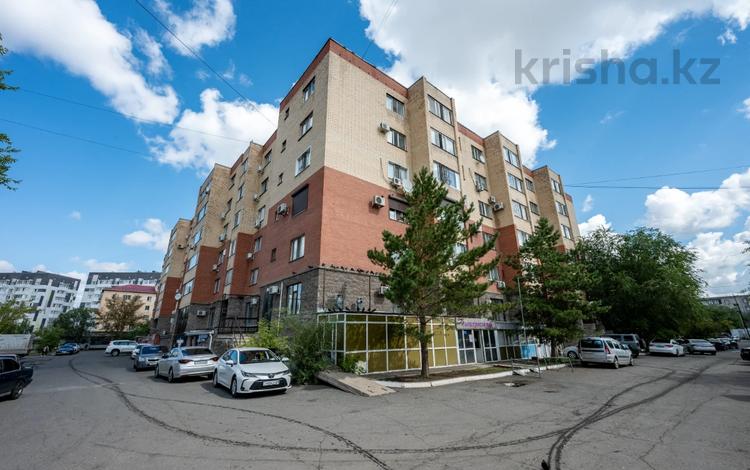 3-бөлмелі пәтер · 116 м² · 4/6 қабат, Есенберлина 38, бағасы: 45 млн ₸ в Астане, Сарыарка р-н — фото 4