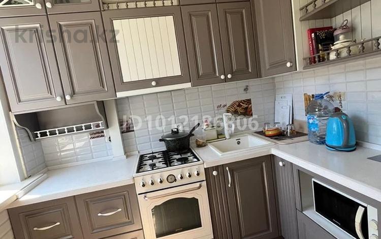 1-бөлмелі пәтер · 30.7 м² · 4/5 қабат, ул. Рыскулова 15, бағасы: 16 млн ₸ в Караганде — фото 2