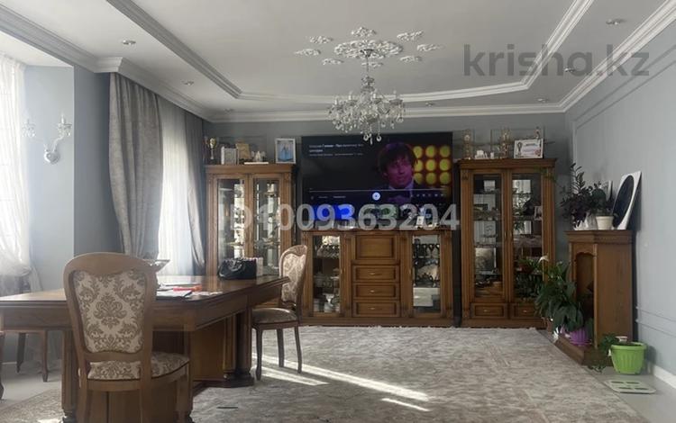 Жеке үй · 5 бөлме · 180 м² · 6 сот., Қасабай батыр 34 — Алимжанова Малайсары батыр, бағасы: 60 млн 〒 в Талдыкоргане — фото 2