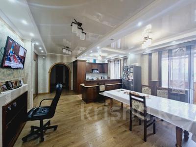 5-бөлмелі пәтер · 197.7 м² · 6/6 қабат, Маяковского, бағасы: 51.5 млн ₸ в Костанае