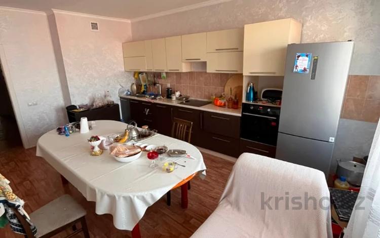 2-бөлмелі пәтер · 108 м² · 13/16 қабат, Шұғыла ш/а., Жуалы 17, бағасы: 34 млн ₸ в Алматы, Наурызбайский р-н — фото 2
