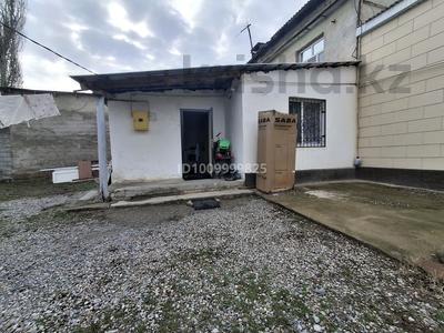 Часть дома · 3 комнаты · 80 м² · 7 сот., мкр Таскен Достық 10 — Жиллой массив достық за 12 млн 〒 в Шымкенте, Каратауский р-н