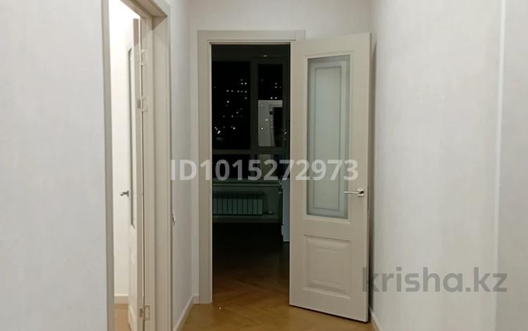2-бөлмелі пәтер · 70 м² · 3/17 қабат, Степной 1 ш/а., Мкр Юго-Восток, мкр Степной 1 23 — Дом Инжусити, бағасы: 300 000 ₸ в Караганде, Казыбек би р-н — фото 2
