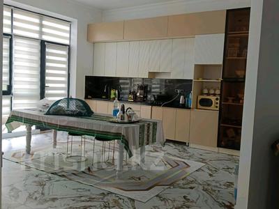 Жеке үй · 5 бөлме · 200 м² · 5.5 жүзд., 18 мкр — Колледж, бағасы: 47 млн ₸ в Конаеве