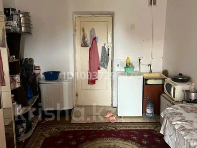 1-комнатная квартира · 18 м² · 3/4 этаж, Авиогородок 13 за 2 млн 〒 в Актобе, мкр Авиагородок