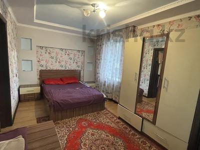 2-комнатная квартира, 60 м², 2/5 этаж посуточно, Жетису 10а за 10 000 〒 в Талдыкоргане, мкр Жетысу