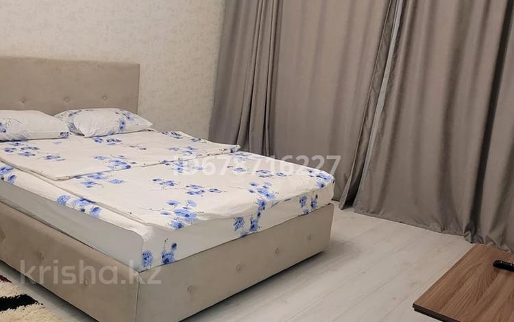 1-комнатная квартира · 43 м² · 2/5 этаж, мкр Кадыра Мырза-Али 4 — Ул.московская О.У.Р документы для командировочных за 13 000 ₸ в Уральске — фото 7