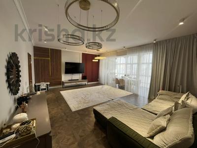 4-комнатная квартира · 168.7 м² · 4/4 этаж, Аманова 25 за 85 млн 〒 в Семее