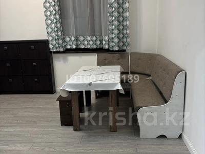 3-комнатная квартира · 70 м² · 1/1 этаж, мкр Теректы, Курсары — За базаром Жибек Жолы за 250 000 〒 в Алматы, Алатауский р-н