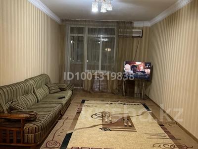 Аренда квартир в Шымкенте: 2-комнатная квартира · 63 м² · 4/5 этаж · помесячно, Байтурсынова 19 за 200 000 〒 2-комнатная квартира · 63 м² · 4/5 этаж · помесячно, Байтурсынова 19 за 200 000 〒 в Шымкенте, Аль-Фарабийский р-н