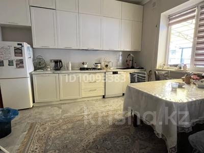 Отдельный дом · 6 комнат · 150 м² · 8 сот., Алатау 106 — Көше қйлысында за 55 млн ₸ в Айганыме